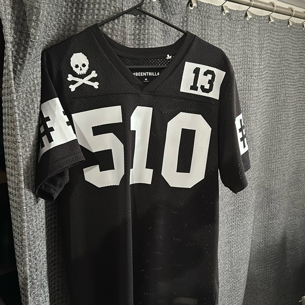 Been trill skull jersey